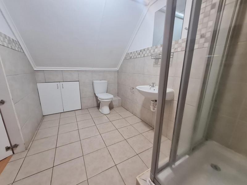 2 Bedroom Property for Sale in Somerset West Western Cape